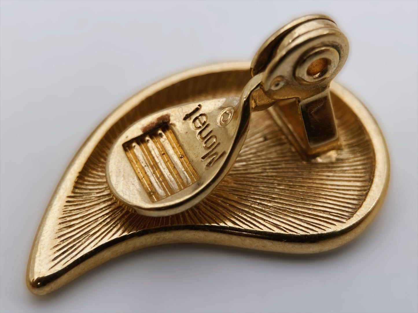 “Monet” auskarai klipsai