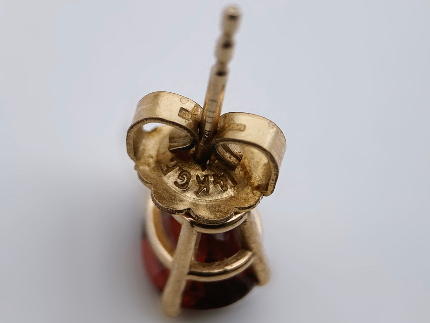 “Clyde Duneier CID” aukso auskarai