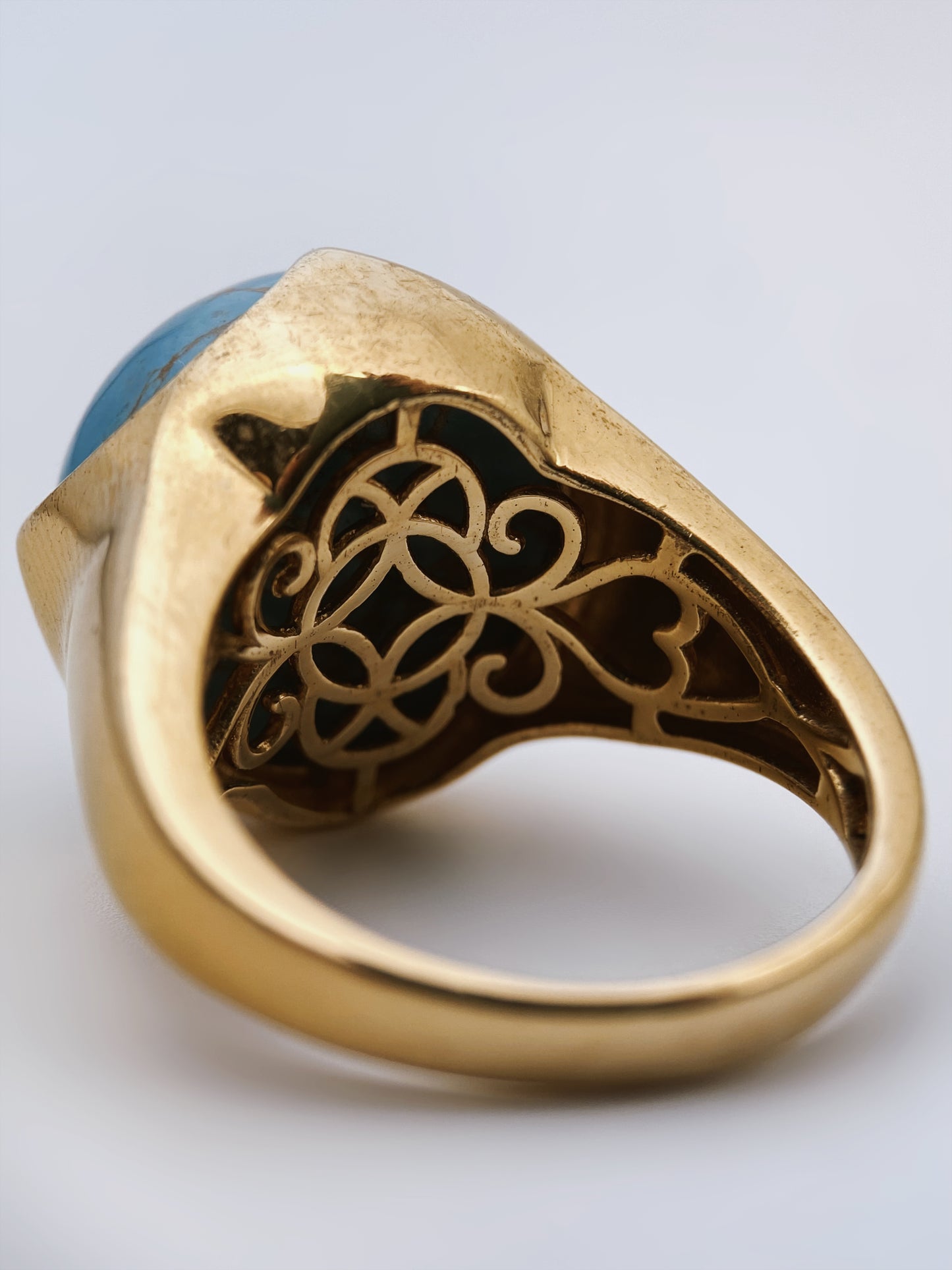 “Gold Bond” žiedas