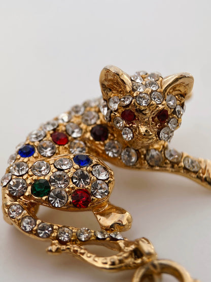 Vintažinė sagė su kristalais