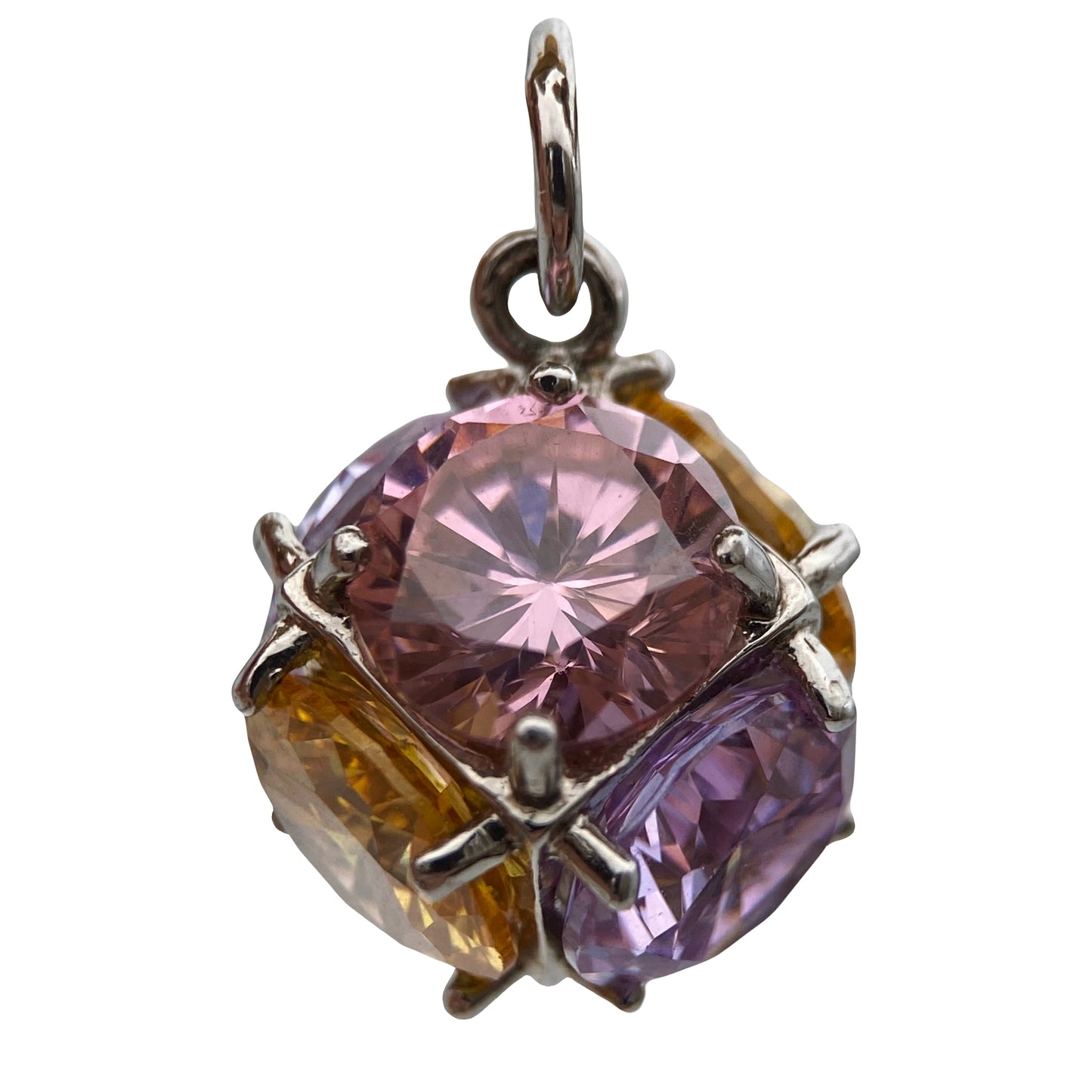 Pakabukas su kristalais