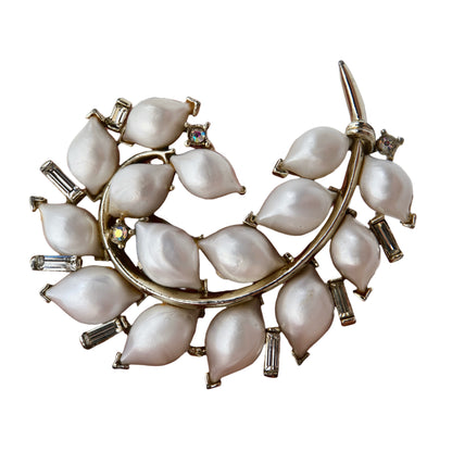 “Lisner” brooch