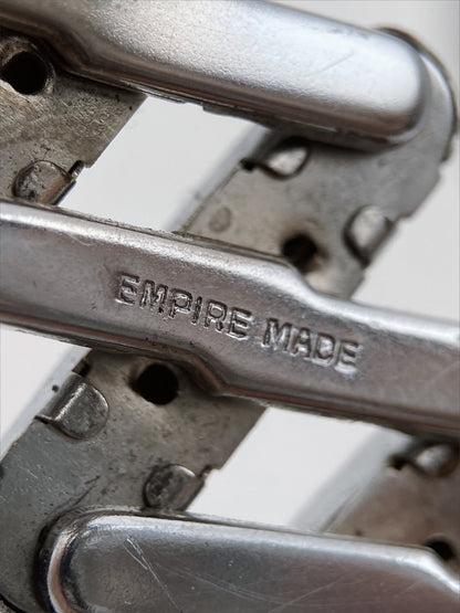 Vintažinė apyrankė su kristalais