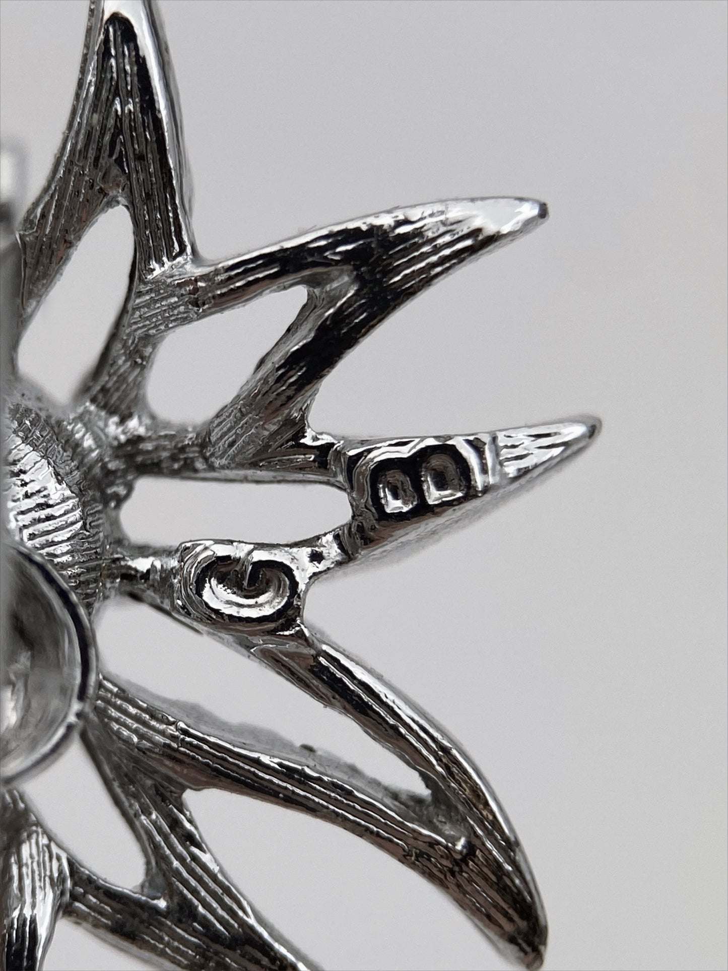 “Sarah Cov” auskarai klipsai