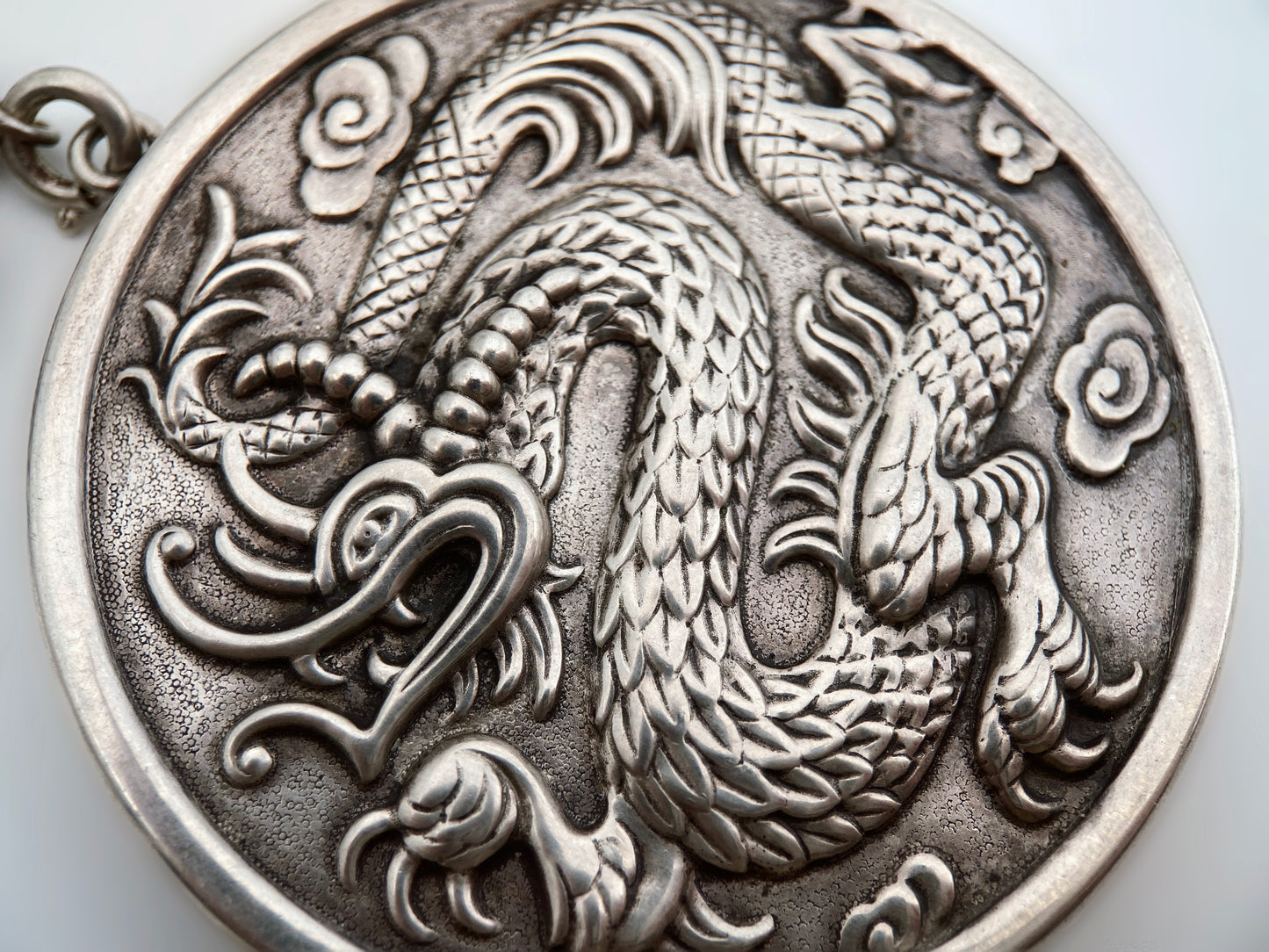 “Reed & Barton“ sidabro medalionas / veidrodėlis