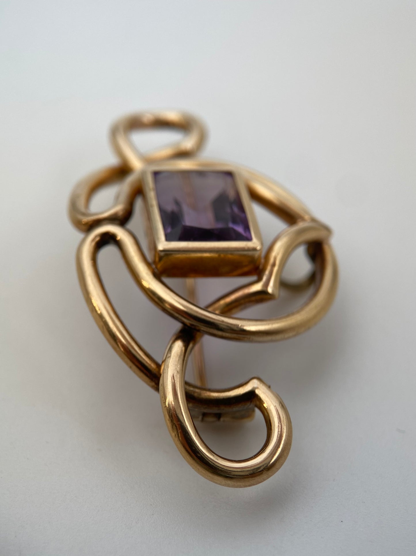 Sagė / pakabukas su stiklo kristalu