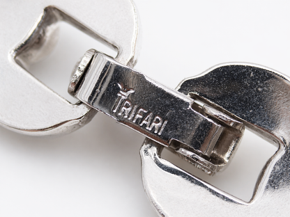 Retro style “Crown Trifari” bracelet