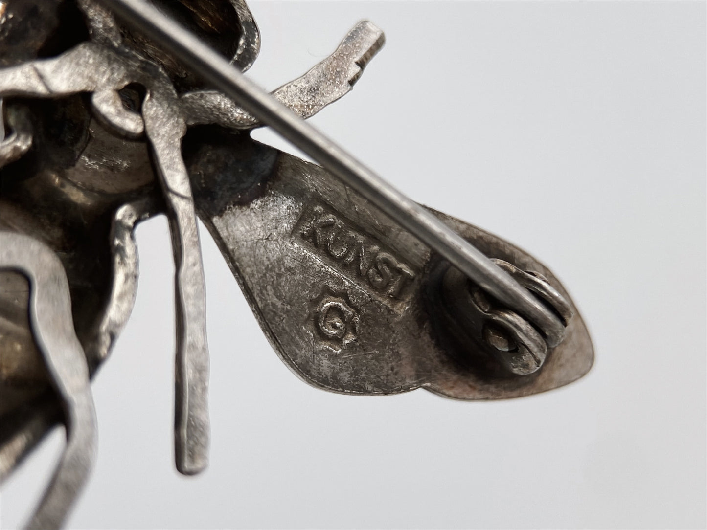 “Greifen / Kunst” sidabro sagė