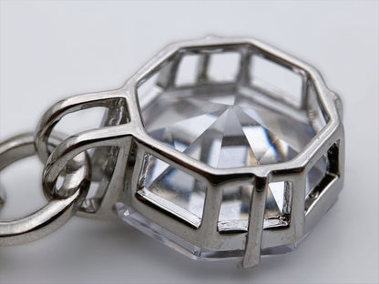 “Astrid & Agnes” vėrinys