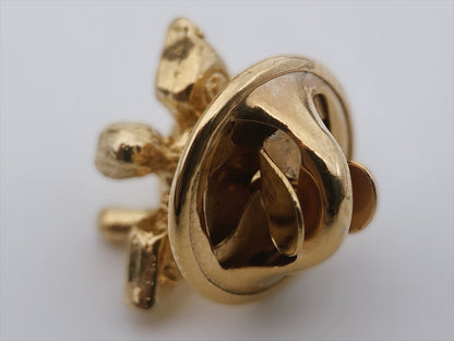 “Treasure & Trinkets” paauksuota sagė