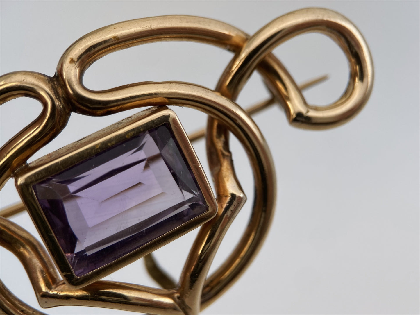 Sagė / pakabukas su stiklo kristalu