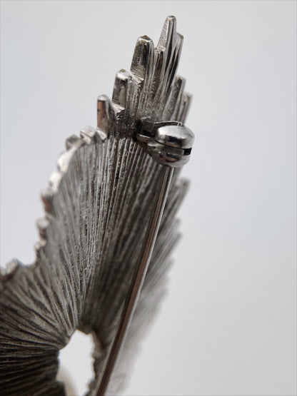 Modernistinė sidabro sagė