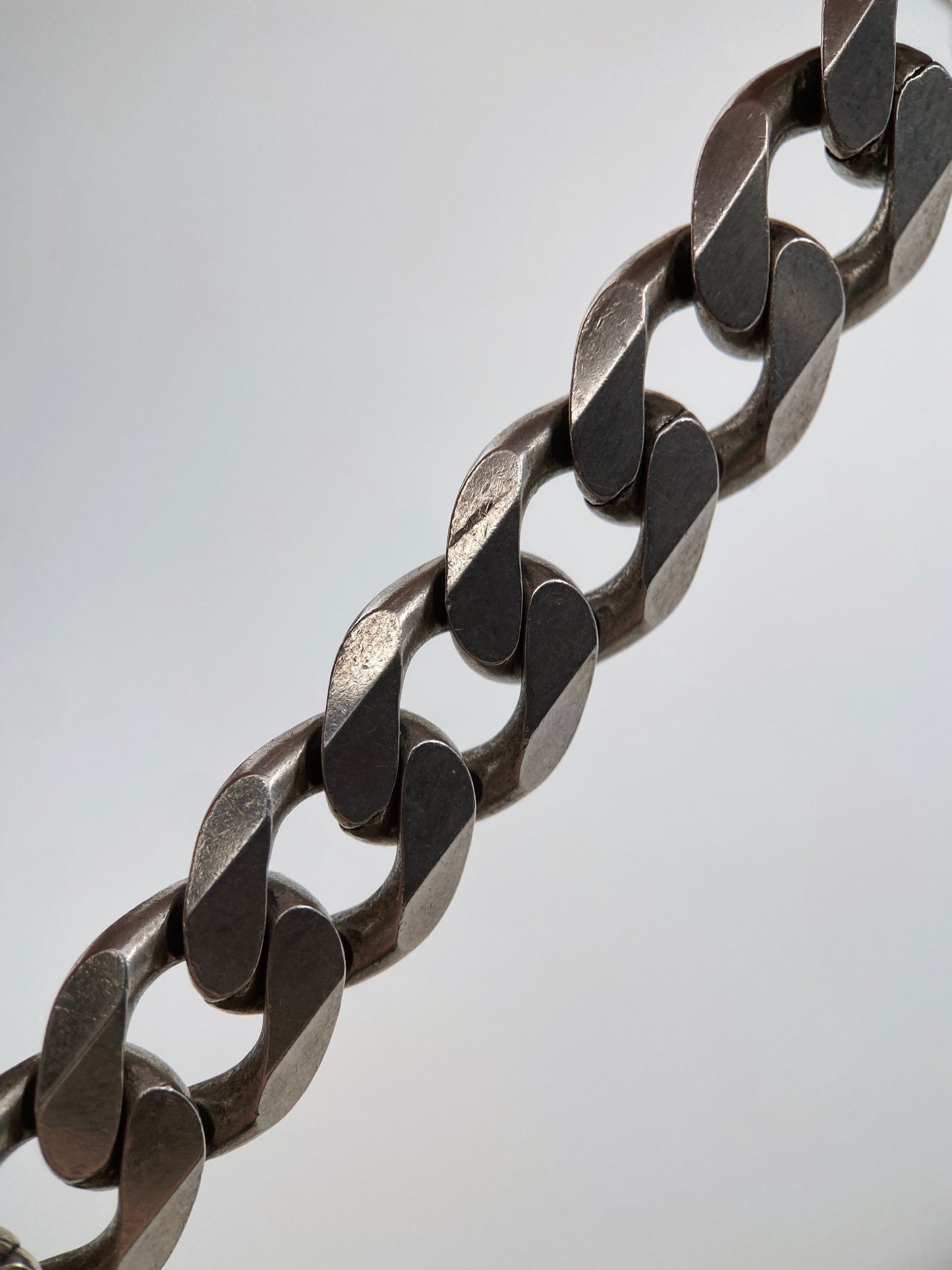 Masyvi sidabro grandinė