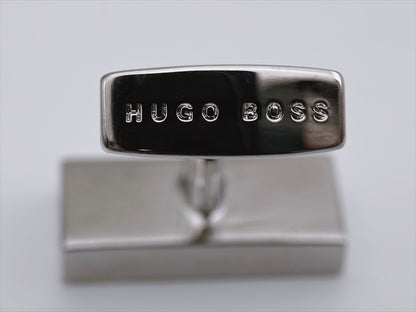 “Hugo Boss” sąsagos