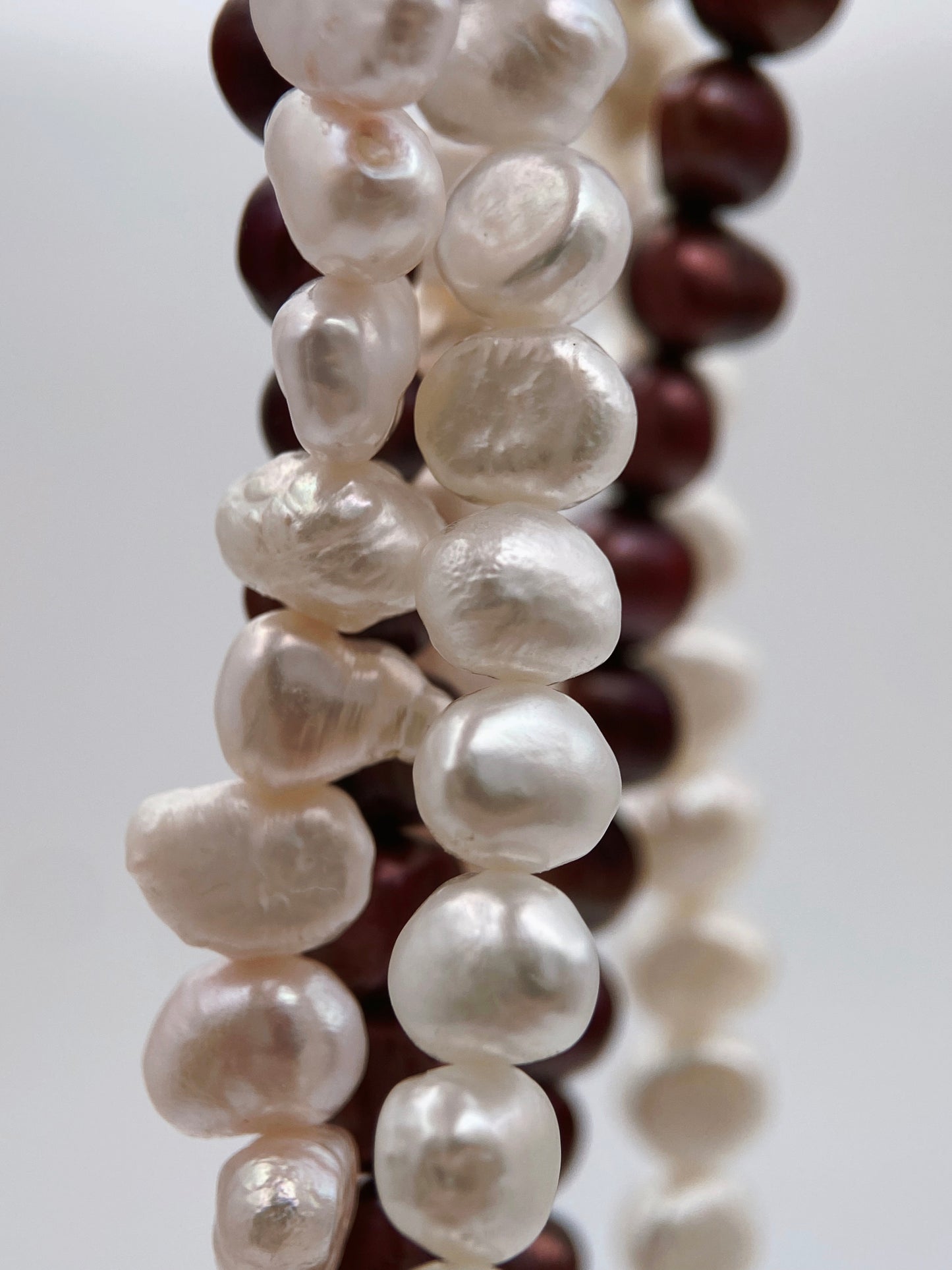 Pearl necklace with silver clasp