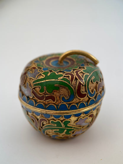 Vintažinė “cloisonné” emalio dėžutė su dangteliu