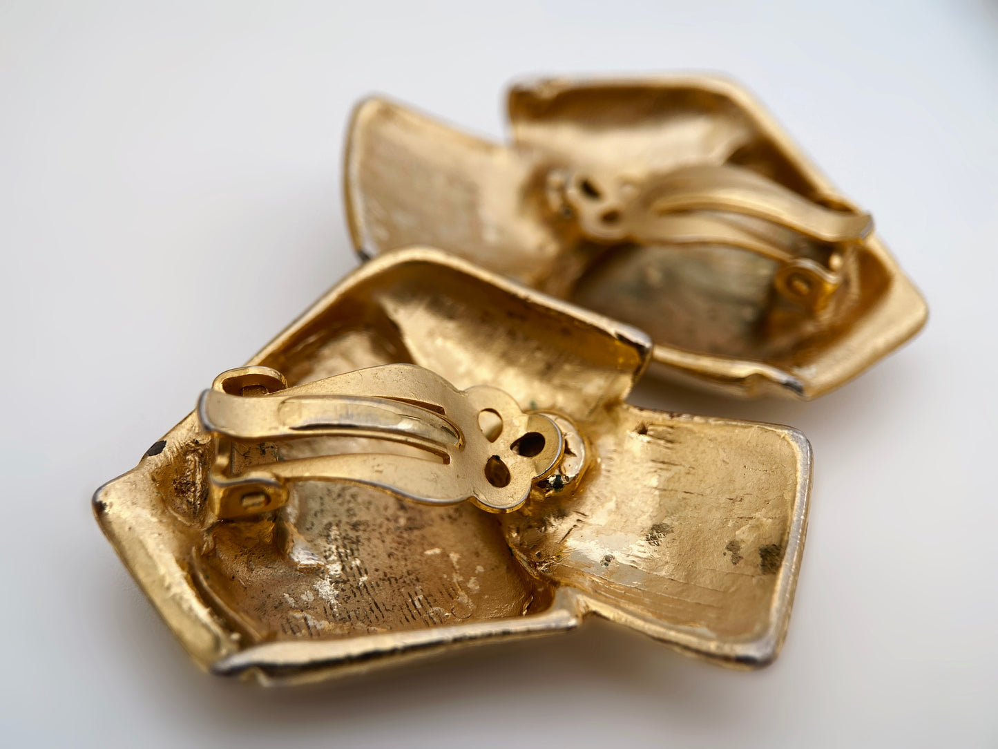 Vintažiniai auskarai klipsai