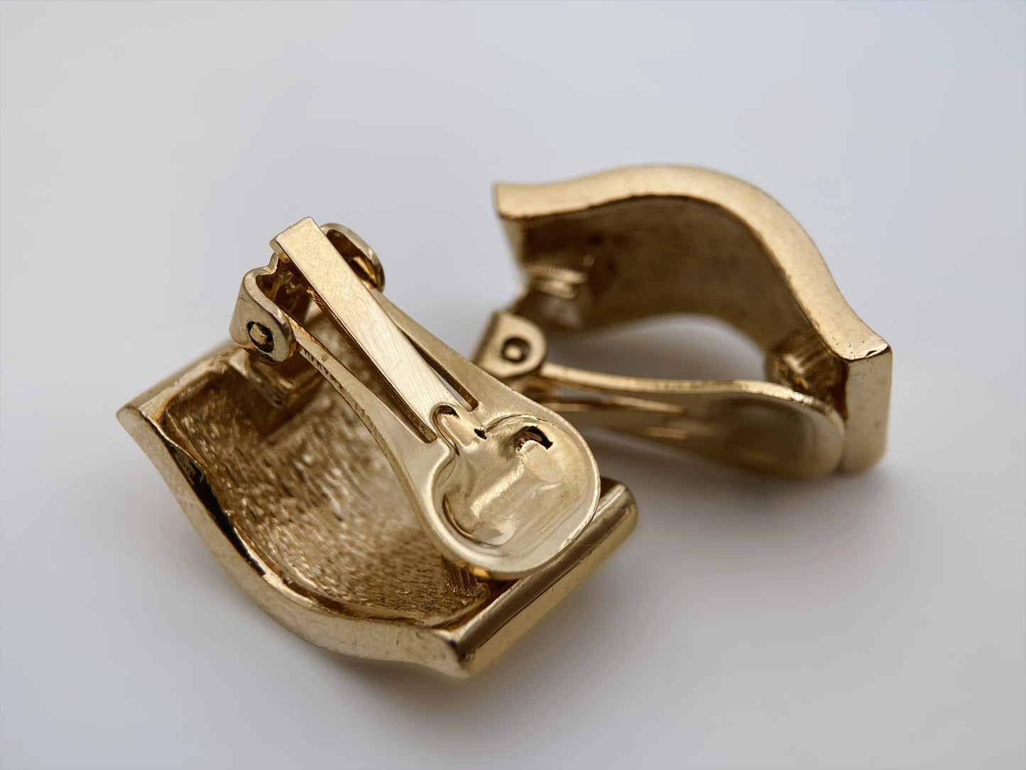 Vintažiniai klipsai