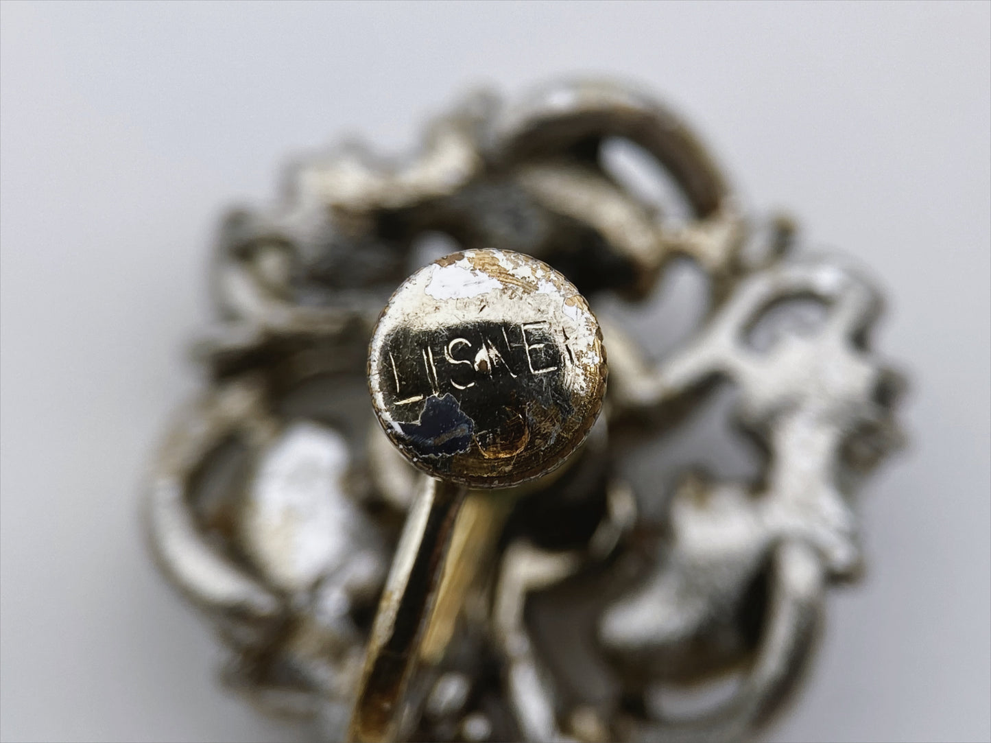 “Lisner” auskarai su sraigtiniu užsegimu