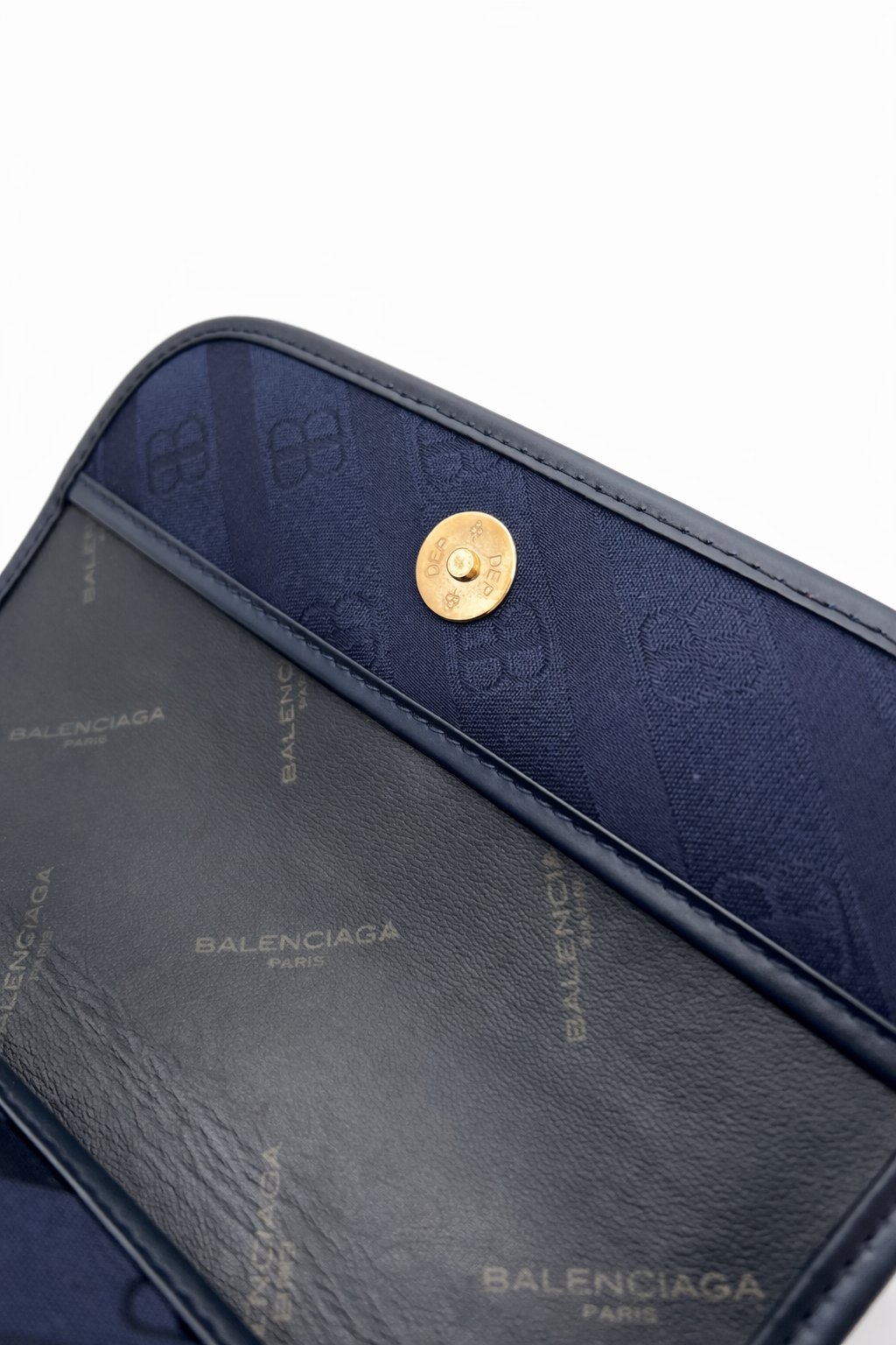 “Balenciaga Paris” delninė