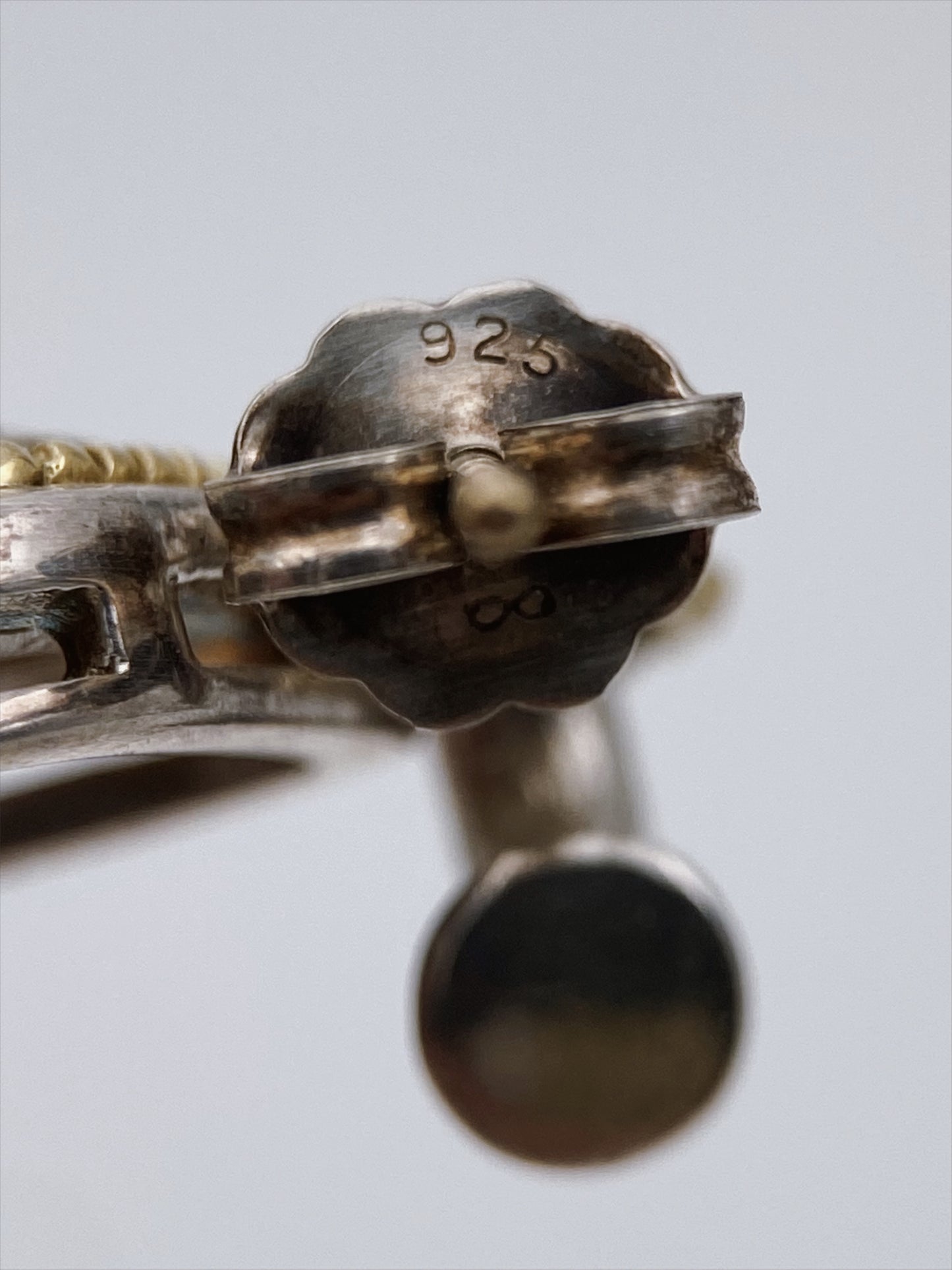 Aukso ir sidabro auskarai su ametistais