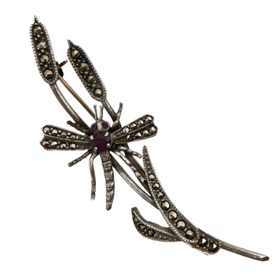 Art Deco sidabro sagė su rubinais ir markazitais