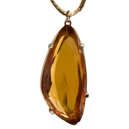 Vėrinys su “Sphinx” stiklo pakabuku