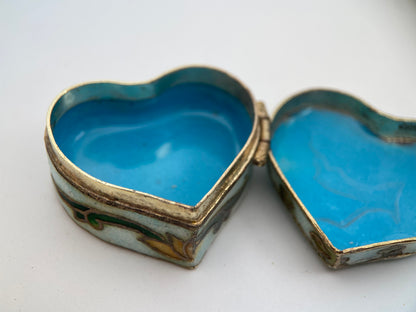 Miniatiūrinė vintažinė “cloisonné” emalio dėžutė