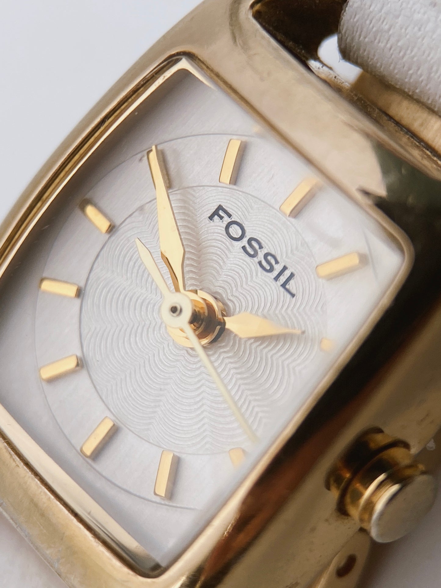 “Fossil” laikrodis