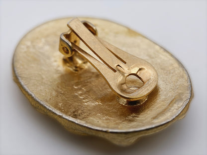 Reljefiniai auskarai klipsai su kristalais