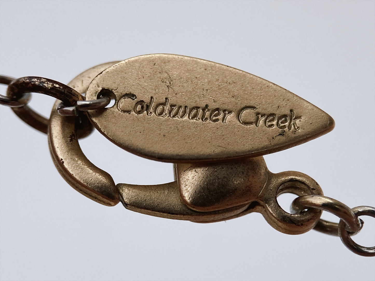 “Coldwater Creek” vėrinys