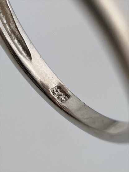 Sidabro žiedas su stiklo kristalu