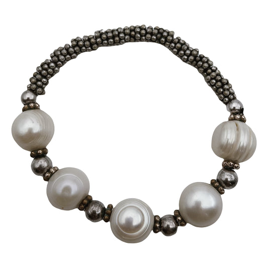 Apyrankė su barokiniais perlais