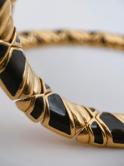 “Nina Ricci” vėrinys