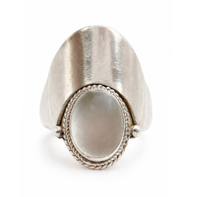 Sidabro žiedas su akmeniu