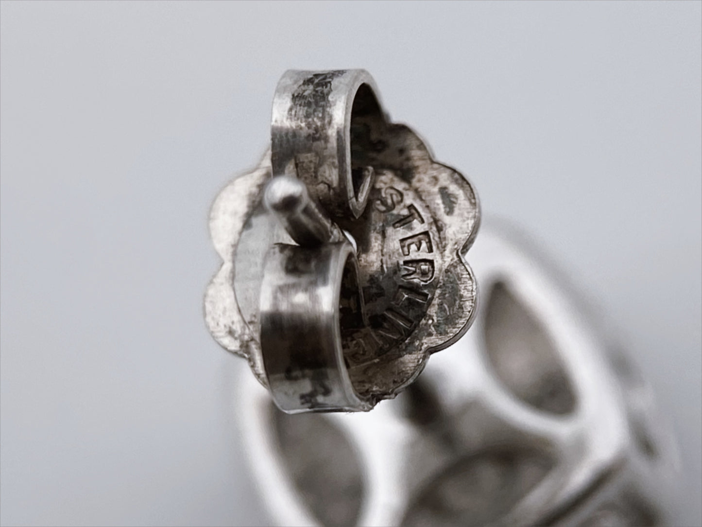 Sidabro auskarai su deimantukais