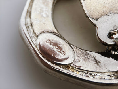 “Carol Dauplaise” auskarai klipsai