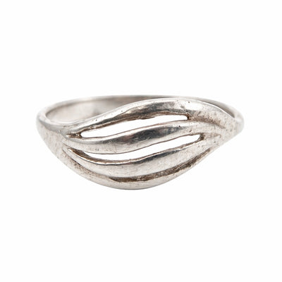 Sidabrinis ažūrinio dizaino žiedas