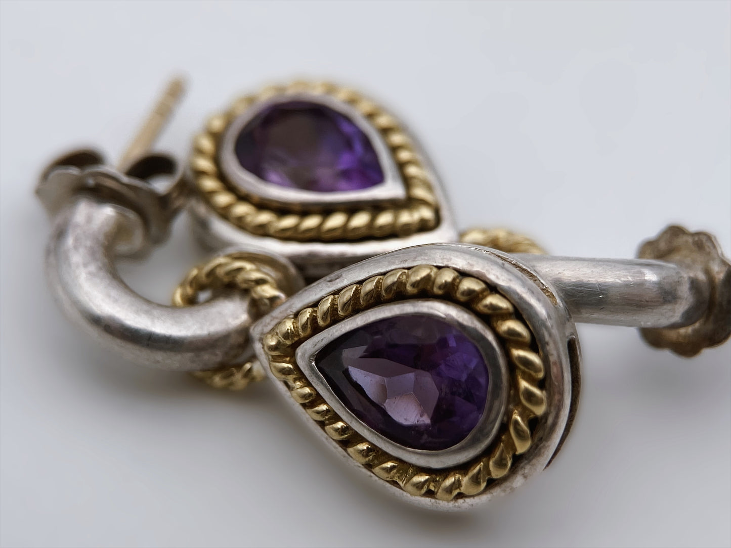 Aukso ir sidabro auskarai su ametistais