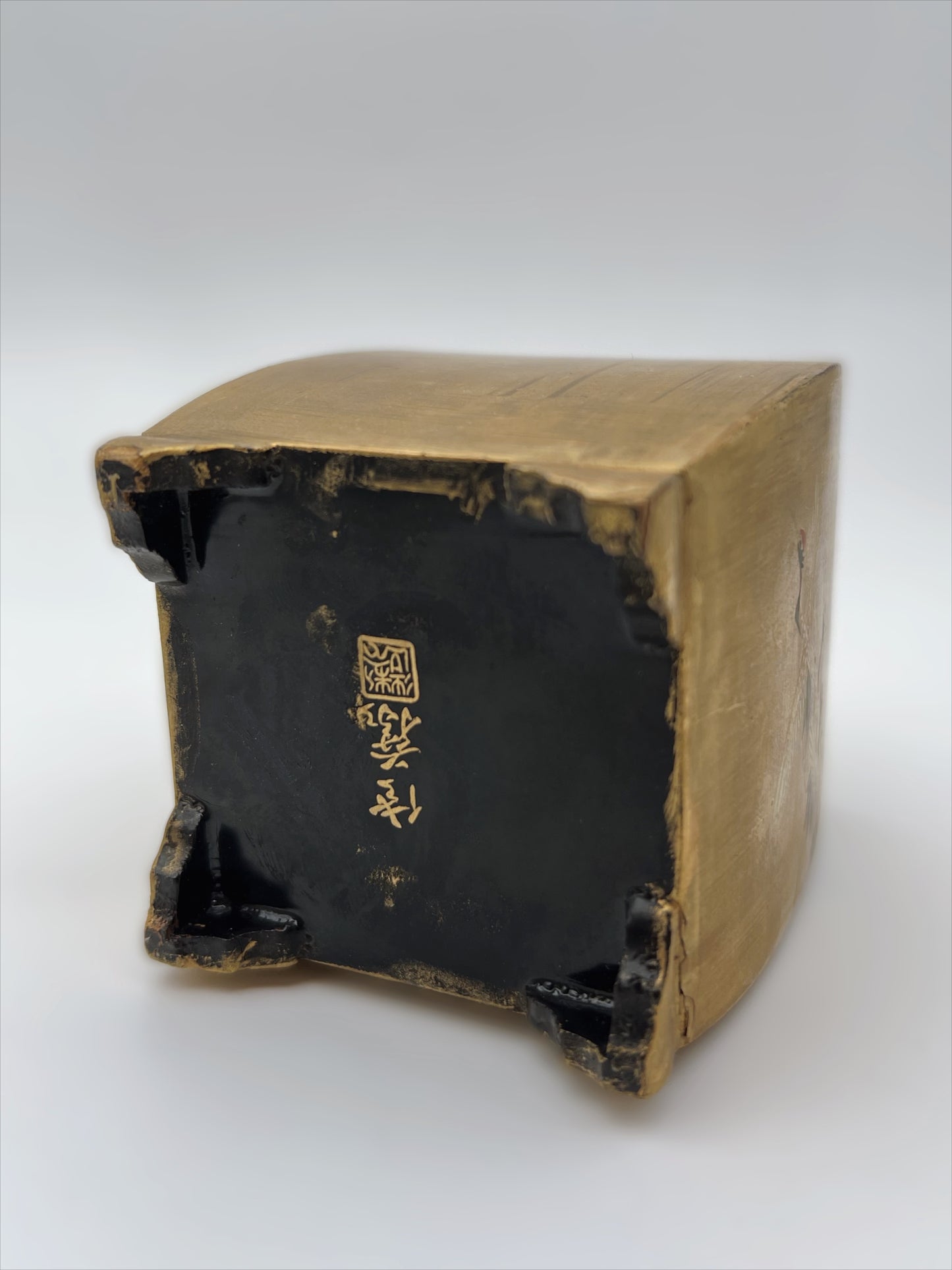 Japoniška miniatiūrinė dėžutė